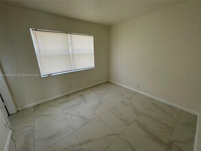 801 N H St in Lake Worth Beach, FL - Building Photo - Building Photo