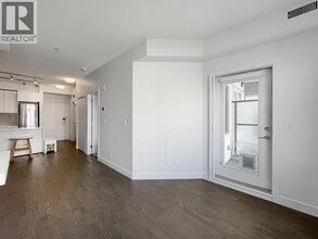 10011 River Dr in Richmond, BC - Building Photo - Building Photo