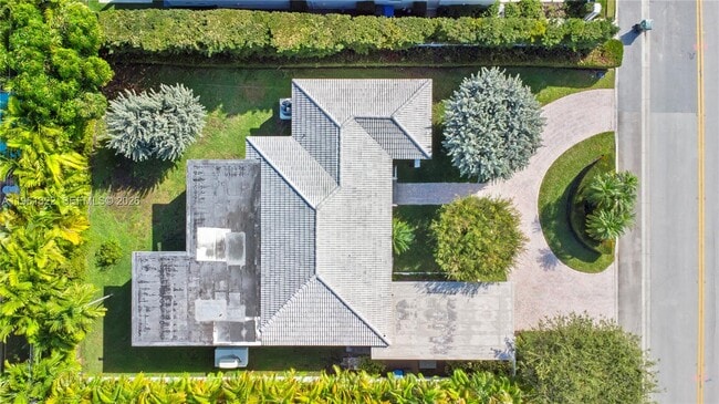 1261 98th St in Bay Harbor Islands, FL - Building Photo - Building Photo