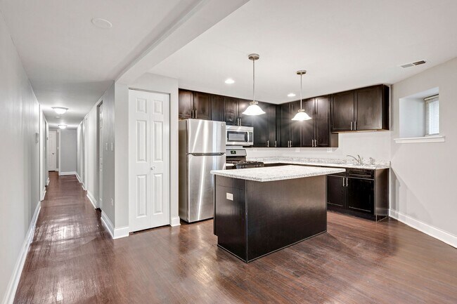 4544 S Indiana Ave in Chicago, IL - Building Photo - Building Photo