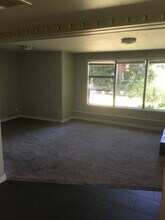3517 W Dravus St in Seattle, WA - Foto de edificio - Building Photo