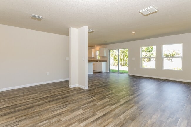 1831 SE Airoso Blvd in Port St. Lucie, FL - Building Photo - Building Photo