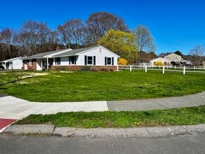1 Perkins Rd in Danvers, MA - Building Photo - Building Photo