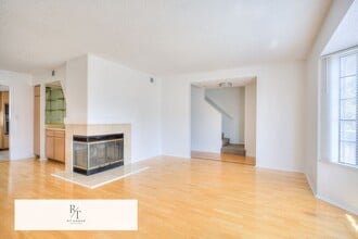 111 N Moore Ave in Monterey Park, CA - Building Photo - Building Photo