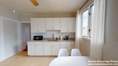 30 Roseclair St, Unit 3 in Boston, MA - Building Photo - Building Photo