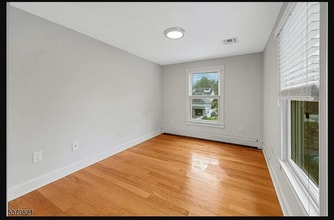 20 Dunlap St in New Providence, NJ - Building Photo - Building Photo