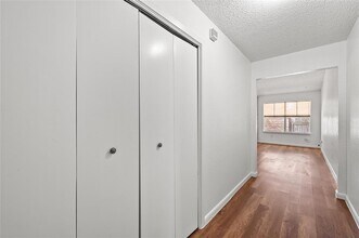 7605 Bender Dr in Austin, TX - Building Photo - Building Photo