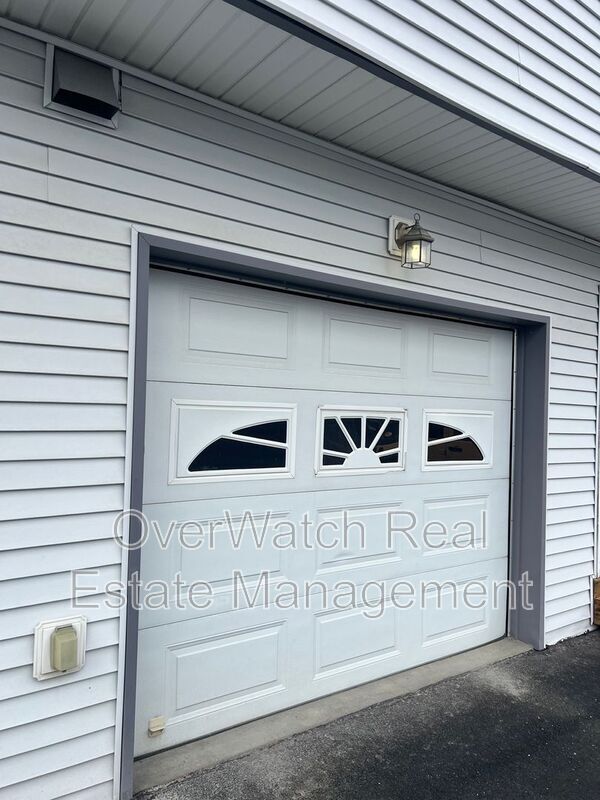 8506 Sara Lynn Pl in Anchorage, AK - Building Photo - Building Photo