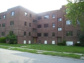 Jackson & Vine Apartments in Muncie, IN - Building Photo - Building Photo