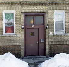 19 Louisa St in Passaic, NJ - Foto de edificio - Building Photo