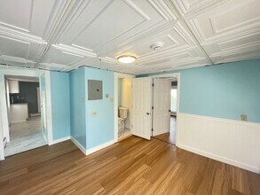 44 Main St in Raymond, NH - Building Photo - Building Photo