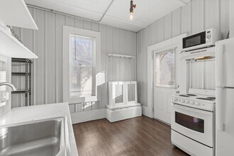 6166 Crescent Ave in St. Louis, MO - Foto de edificio - Building Photo