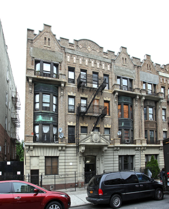 705 St Marks Ave in Brooklyn, NY - Building Photo