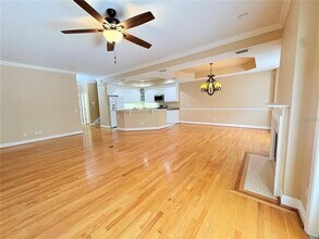 2856 Bayshore Trails Dr in Tampa, FL - Building Photo - Building Photo