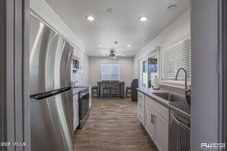 401 Paladin Cir in Litchfield Park, AZ - Building Photo - Building Photo