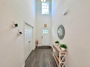 371 Didier Ct in Buffalo Grove, IL - Building Photo - Building Photo