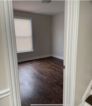 2108 W 69th Pl in Chicago, IL - Building Photo - Building Photo