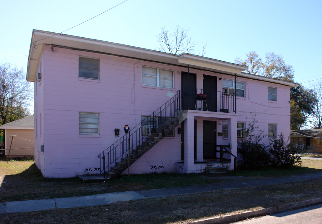 1056 31st St in Jacksonville, FL - Foto de edificio