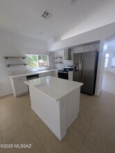 12122 N Sterling Ave in Oro Valley, AZ - Building Photo - Building Photo