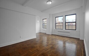 12 East 86th St in New York, NY - Building Photo - Building Photo
