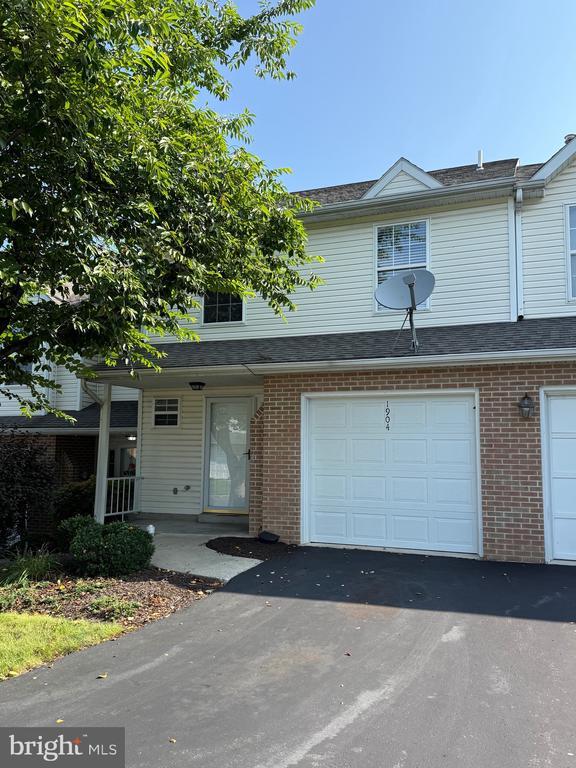 property at 1904 Daybreak Cir