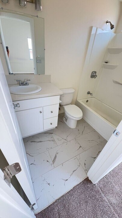17083 Jurassic Pl in Victorville, CA - Building Photo