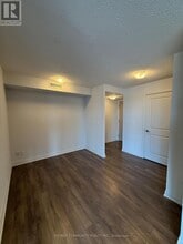 20 Meadowglen Pl in Toronto, ON - Building Photo - Building Photo
