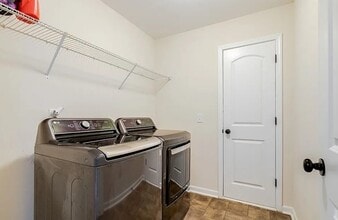 17 Marshland Pt in Pooler, GA - Building Photo - Building Photo