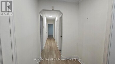 1393 Birchmount Rd in Toronto, ON - Building Photo - Building Photo