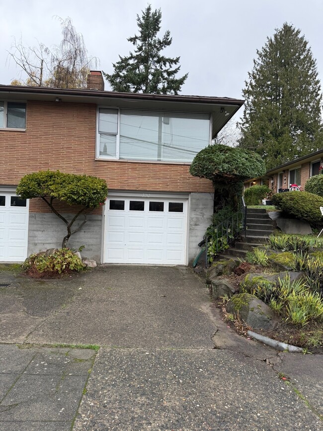 3212 NW 65th St, Unit 3212 A