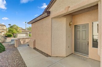 10321 Bentley Oaks Ave in Las Vegas, NV - Building Photo - Building Photo