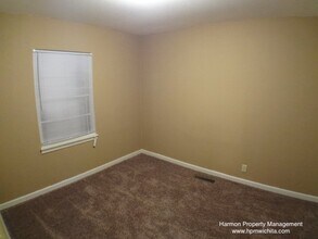 1315 Arlington St in Park City, KS - Building Photo - Building Photo