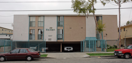 18417 Malden St in Northridge, CA - Building Photo - Building Photo