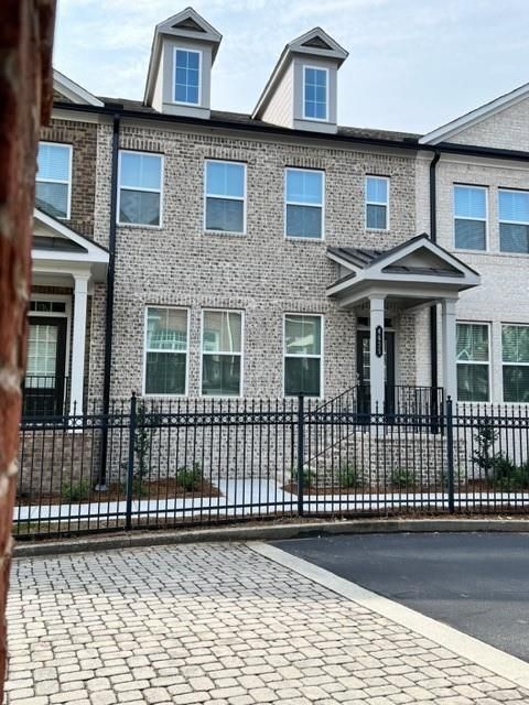 property at 4635 White Buckeye Dr