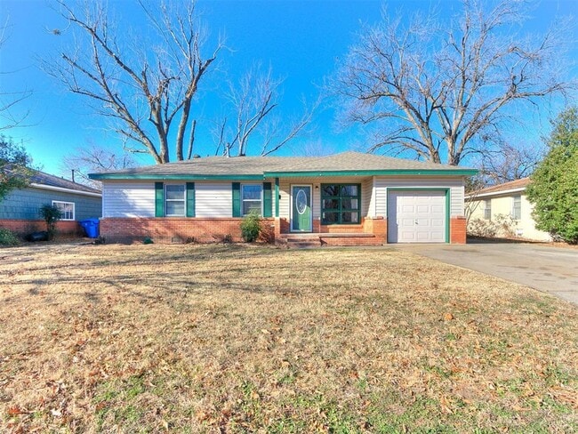 property at 122 S Sherry Ave