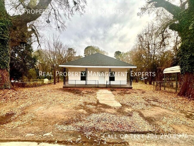147 Dixon Cir in Gastonia, NC - Building Photo - Building Photo