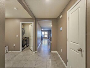 4128 Silver Strand Trl in Palmetto, FL - Foto de edificio - Building Photo