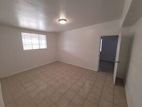 1826 N 39th Ave in Phoenix, AZ - Building Photo - Building Photo