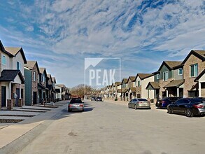 1801 Magnolia Ln in Forest Hill, TX - Building Photo - Building Photo