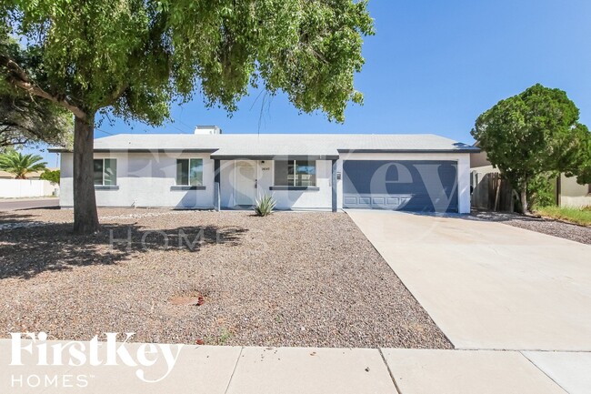 14049 N 37th Way in Phoenix, AZ - Building Photo - Building Photo
