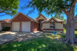 4826 Stetson Dr N in Fort Worth, TX - Building Photo - Building Photo
