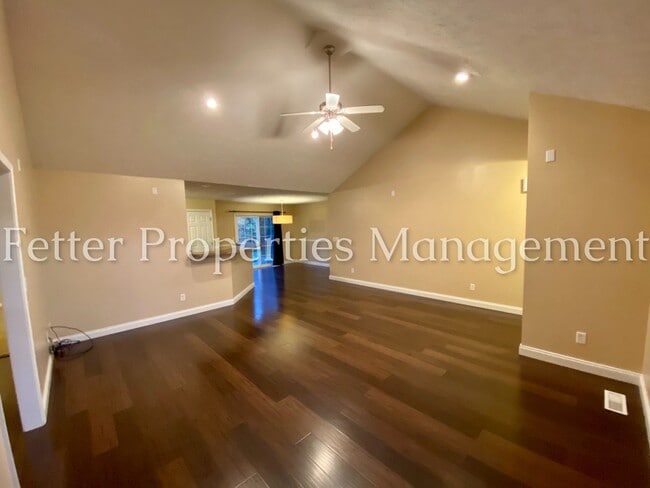 10571 Tecumseh Dr in Newburgh, IN - Building Photo - Building Photo