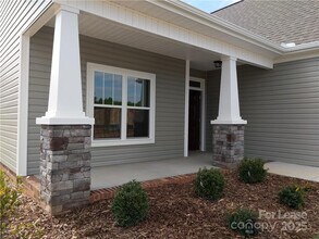 835 Wisteria Wy in Salisbury, NC - Building Photo - Building Photo