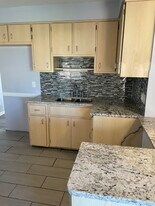 16230 Edgewood Ct in Maple Heights, OH - Building Photo