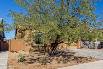 12436 W Myrtle Ct in Glendale, AZ - Building Photo - Building Photo