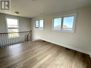 79 Milky Way Dr in Richmond Hill, ON - Building Photo - Building Photo