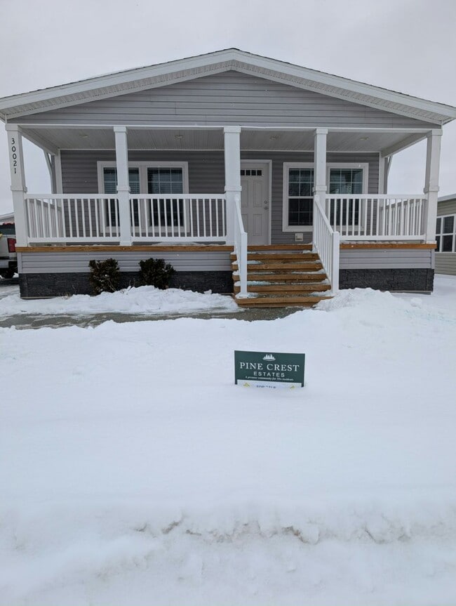 property at 30021 Pineview Cir