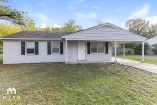 2975 Fairlane Dr in Horn Lake, MS - Building Photo