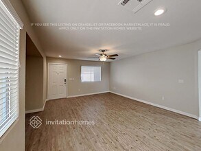 10437 Chandra Ave in Las Vegas, NV - Building Photo - Building Photo