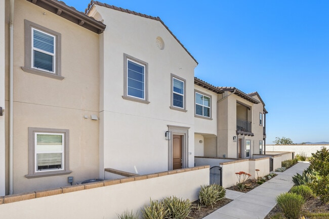property at 110 Diamante Rd